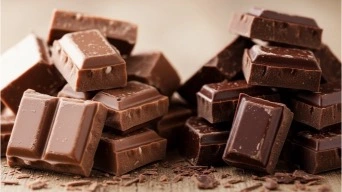 milk chocolate vs dark chocolate nutrition